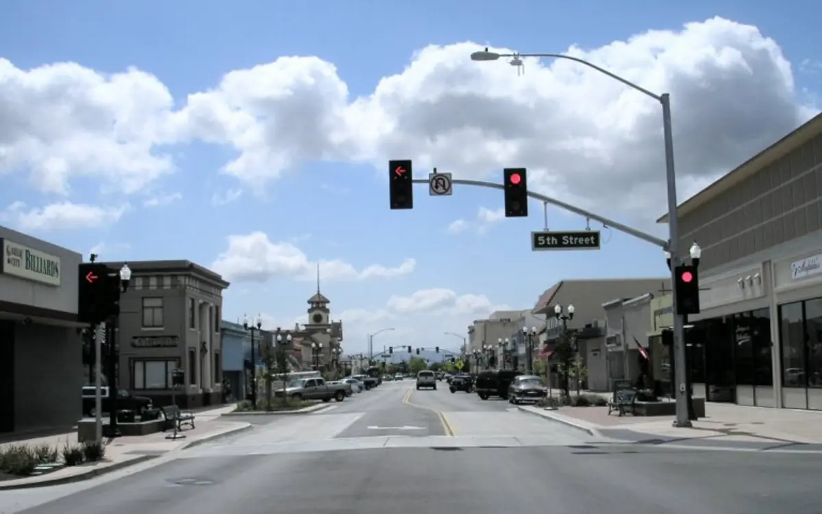 Historic downtown Gilroy looking along Monterey Street at Fifth Street