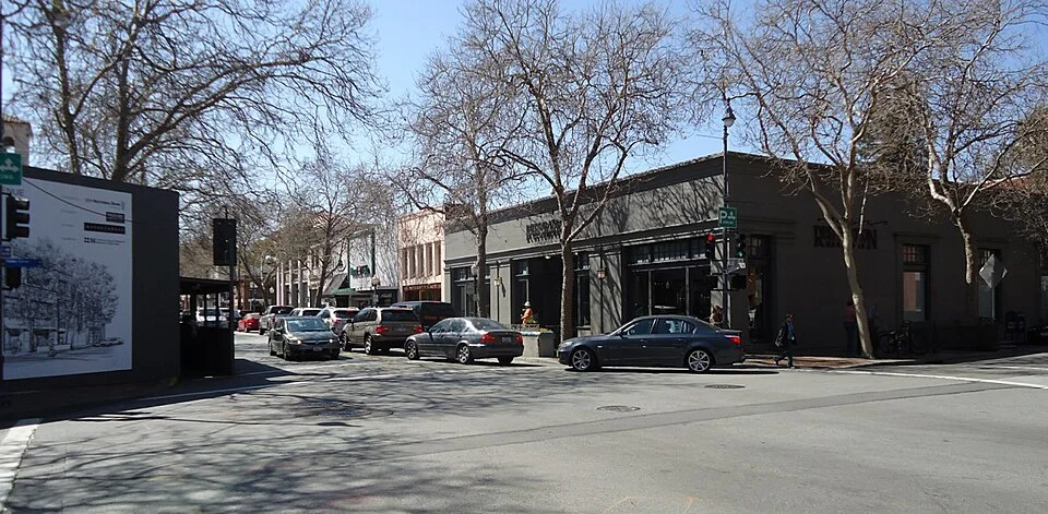 Downtown buildings and streets near University Avenue in Palo Alto, California